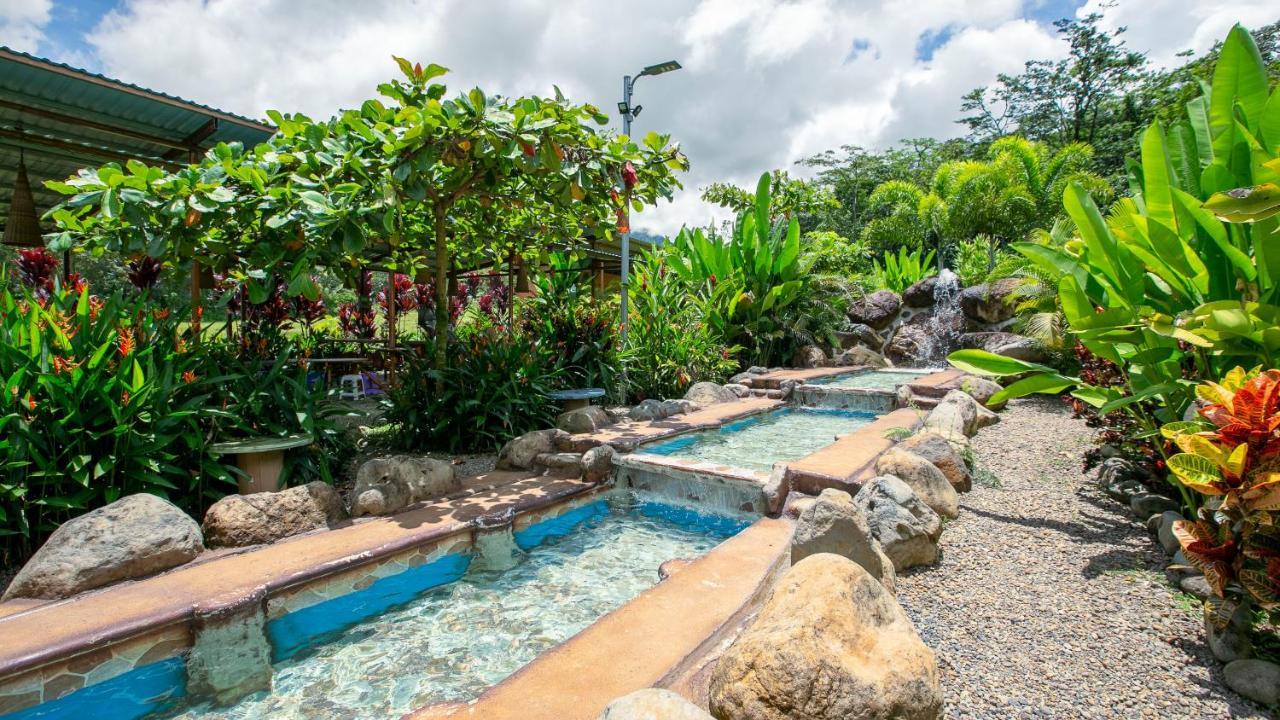 Cabanas Rio Escondido En La Fortuna Dış mekan fotoğraf
