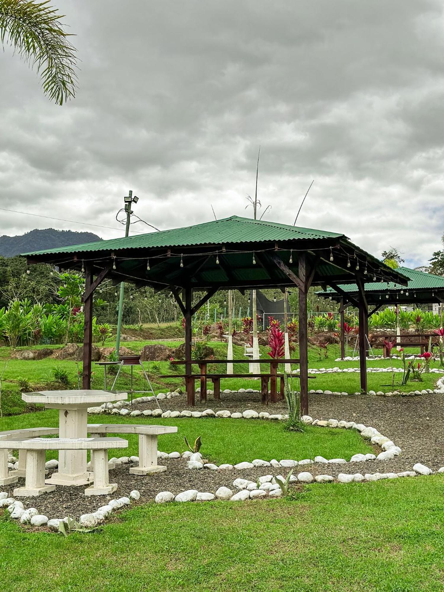 Cabanas Rio Escondido En La Fortuna Dış mekan fotoğraf