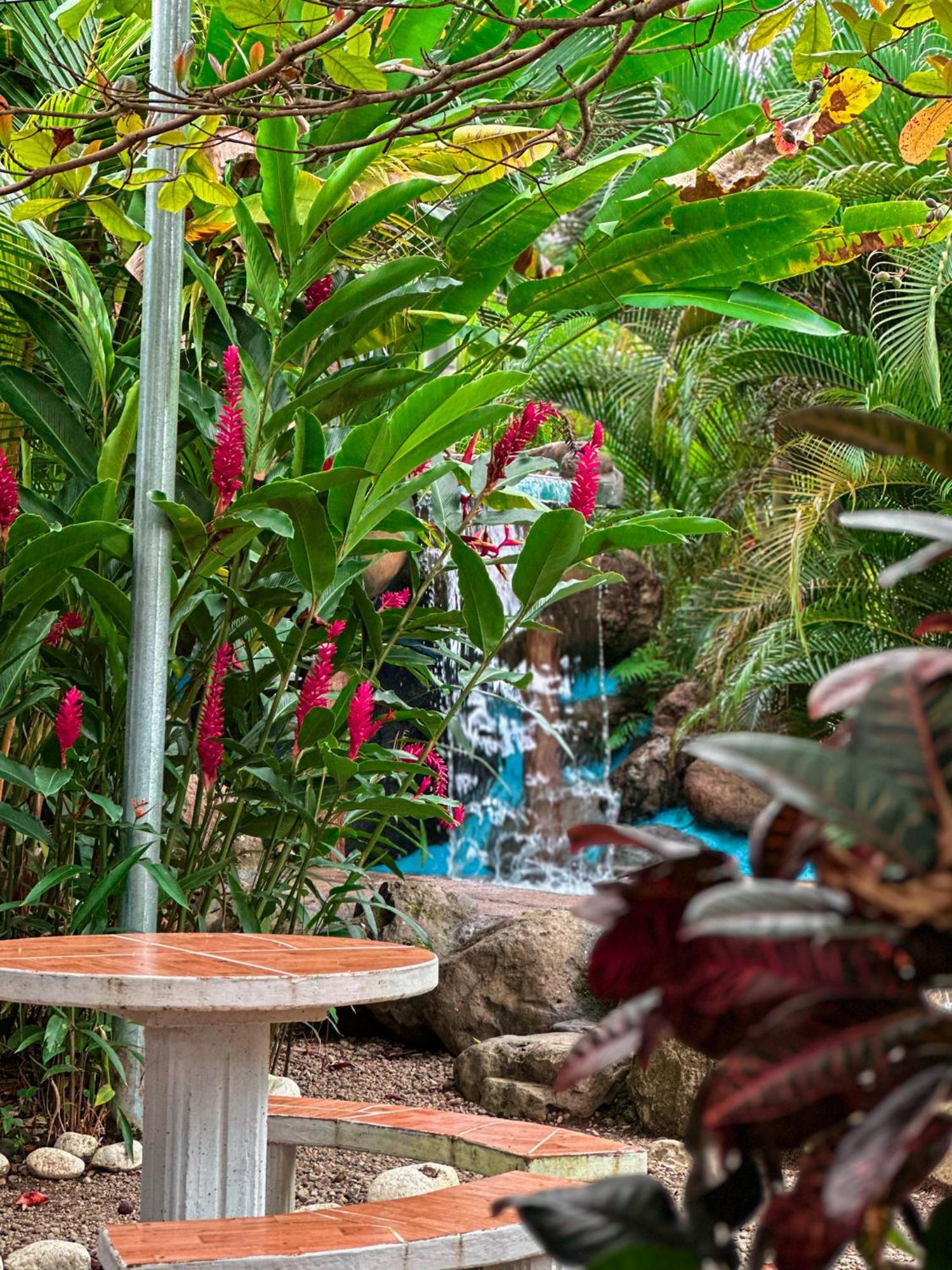 Cabanas Rio Escondido En La Fortuna Dış mekan fotoğraf