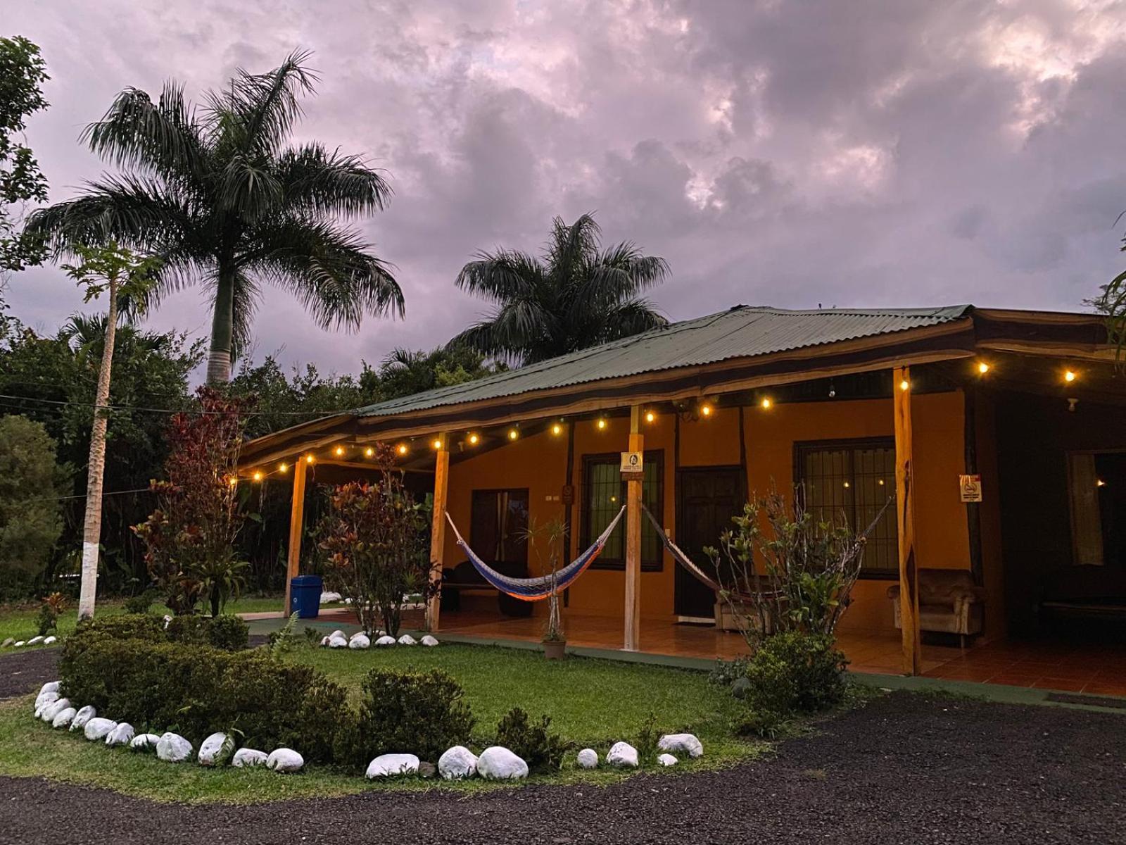Cabanas Rio Escondido En La Fortuna Dış mekan fotoğraf